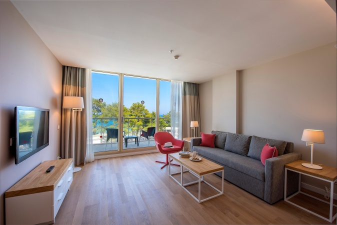 Deluxe Jakuzili Suite